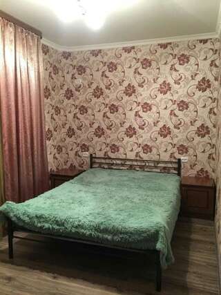 Гостевой дом Abkhazkiy dvorik Гагра Бюджетный двухместный номер с 1 кроватью-4